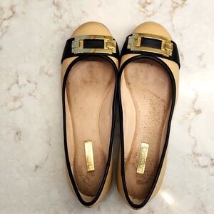 Louise et Cie Tan and Black Leather Spectator flats with Gold Buckle Detail, 7.5
